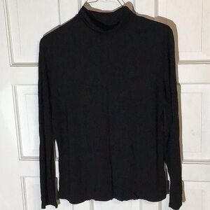 Herou Classic Black Women's Turtleneck Top